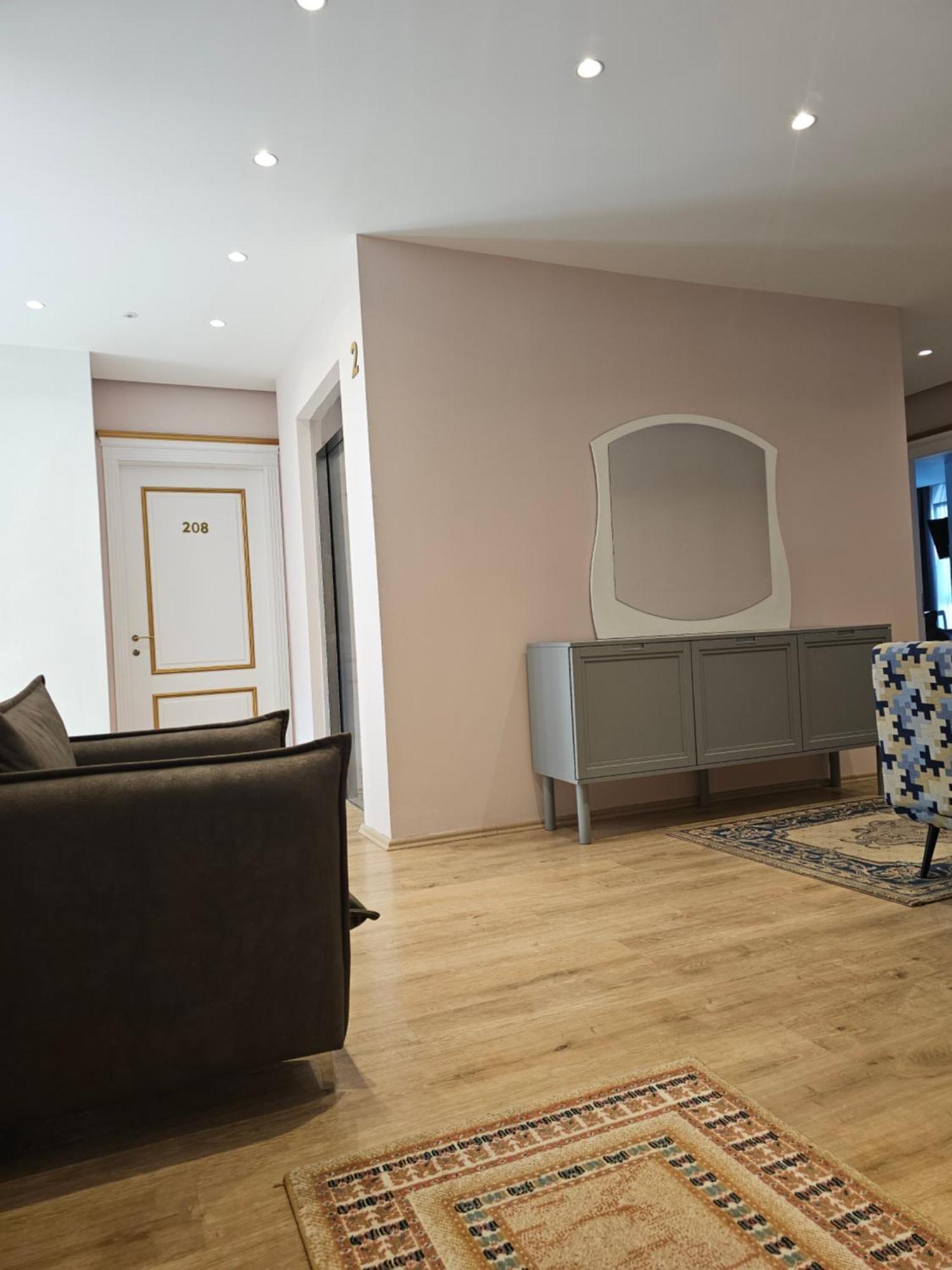 3a Hotel *